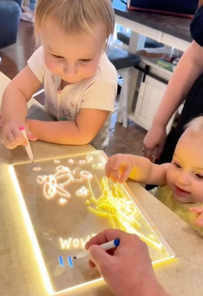Tableta de dibujo iluminada Fuegokids™